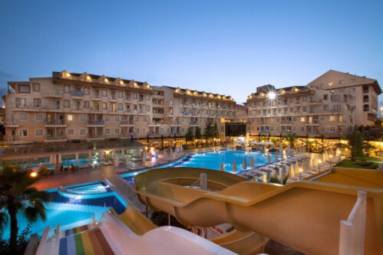 Zalige last-minute naar Side – 5-sterren all-inclusive