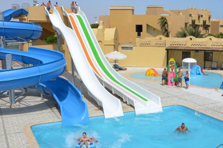 8 dagen all-inclusive genieten in het warme El-Gouna. Extra waterpret en vluchten incl.