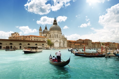Romantische citytrip naar Venetië voor Valentijn, maar €99 incl. vluchten en ontbijt! 😘