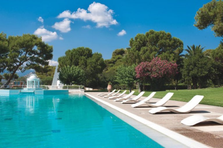 Weekje zon aan de Atheense Riviera, halfpension en incl. vluchten