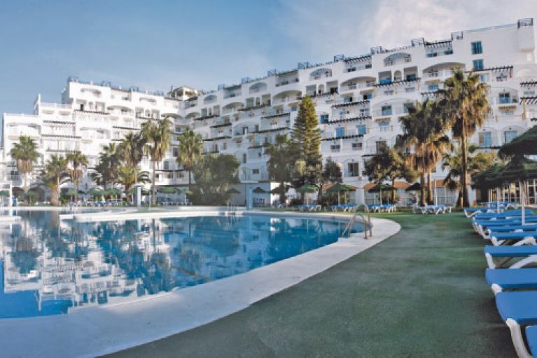 Op en top genieten in de Spaanse zon aan de Costa de Almeria. incl. vluchten en halfpension
