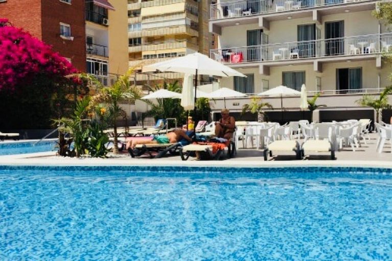 All-inclusive heerlijke vakantie in het hartje van ⛱ Benidorm! Incl. vluchten en transfers