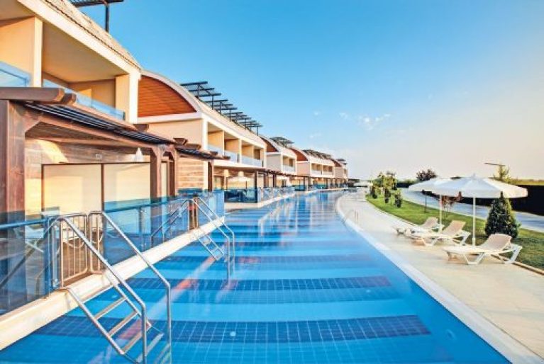 WoW! 5 sterren all-inclusive strandvakantie in Antalya. Incl. vluchten