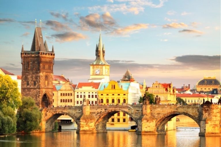 Ongezien goedkoop! 3 dagen Praag incl. vluchten en ontbijt voor maar €59