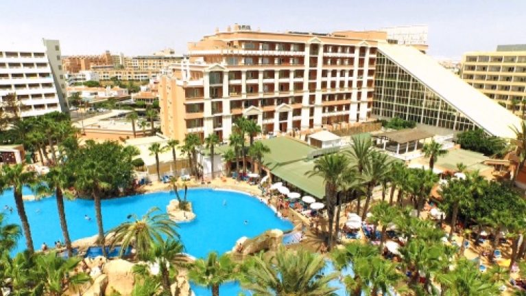 SPOTPRIJS! All-inclusive zonvakantie naar Roquetas de Mar aan de Costa Almeria. Incl vluchten