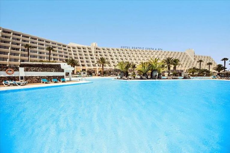 ZALIG! Overheerlijke wellness vakantie LANZAROTE obv Halfpension. incl. vluchten