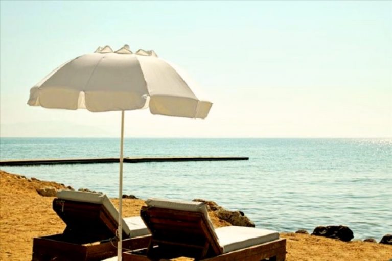 Genieten van een heerlijke zonvakantie naar het oogverblindende CORFU. Incl. halfpension en vluchten