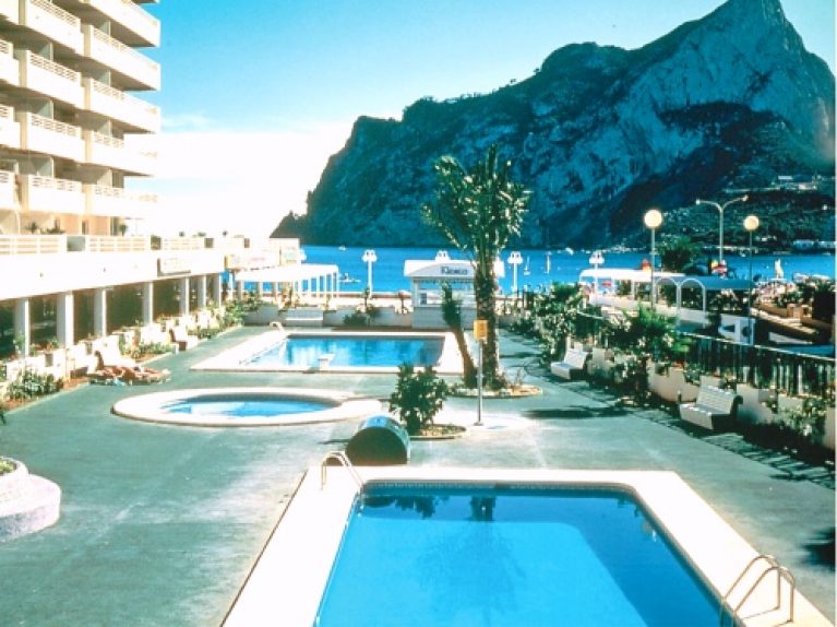 Spotgoedkoop in de zon aan de Costa Blanca. incl. vluchten
