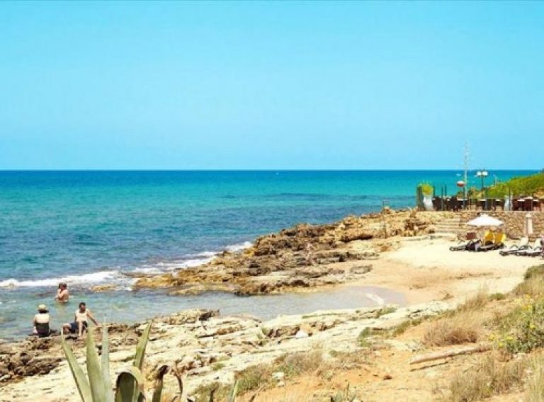 Super ALL-INCLUSIVE zon en strandvakantie naar KRETA in prima familiehotel. Incl. vluchten