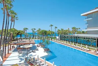 Acanthus & Cennet Barut Collection