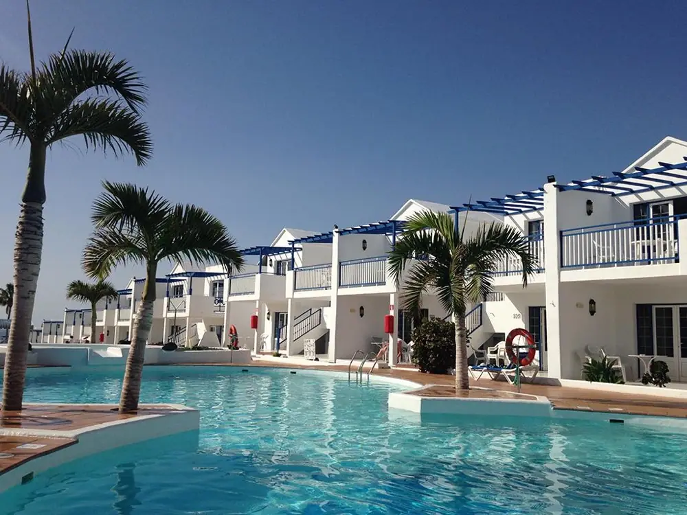 App. Atlantis-Las Lomas