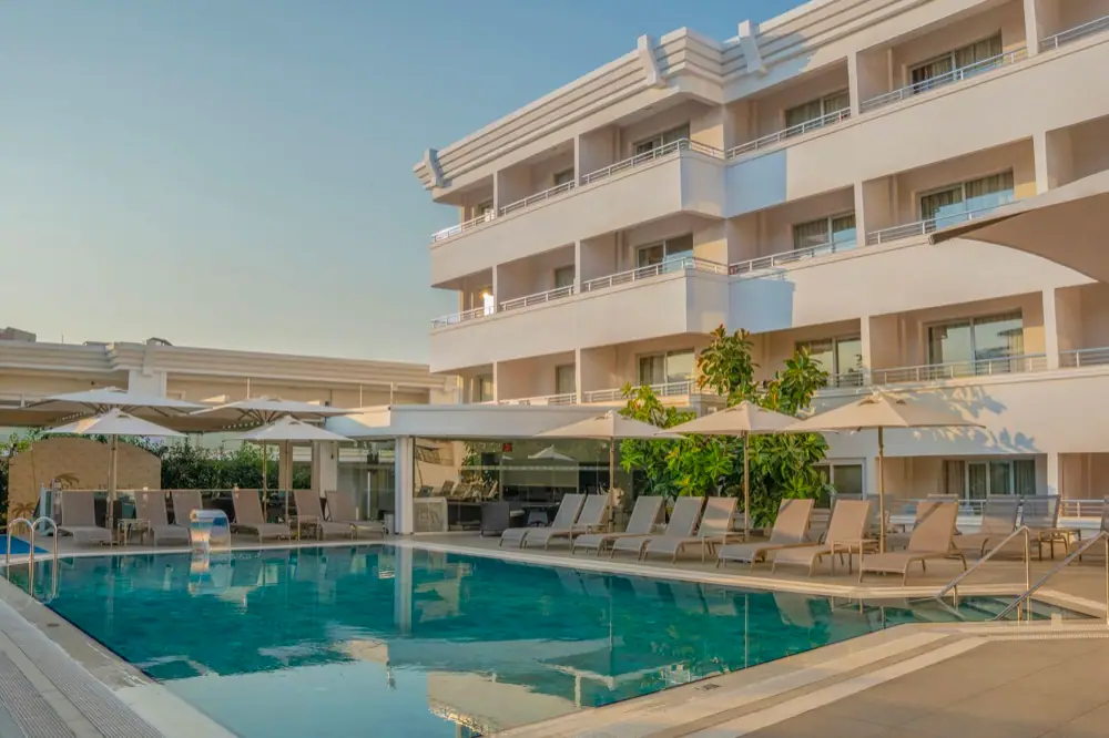 Banu Hotel