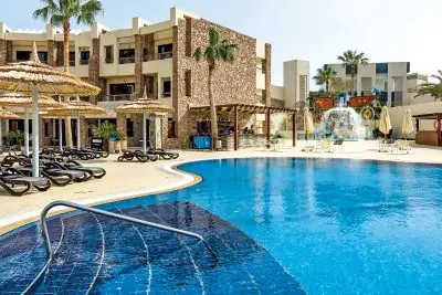 Coral Sea Imperial Resort (1)