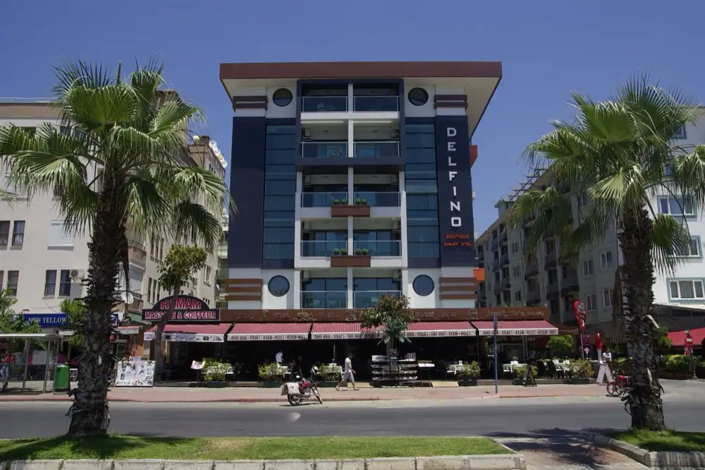 Delfino Boutique Aparthotel
