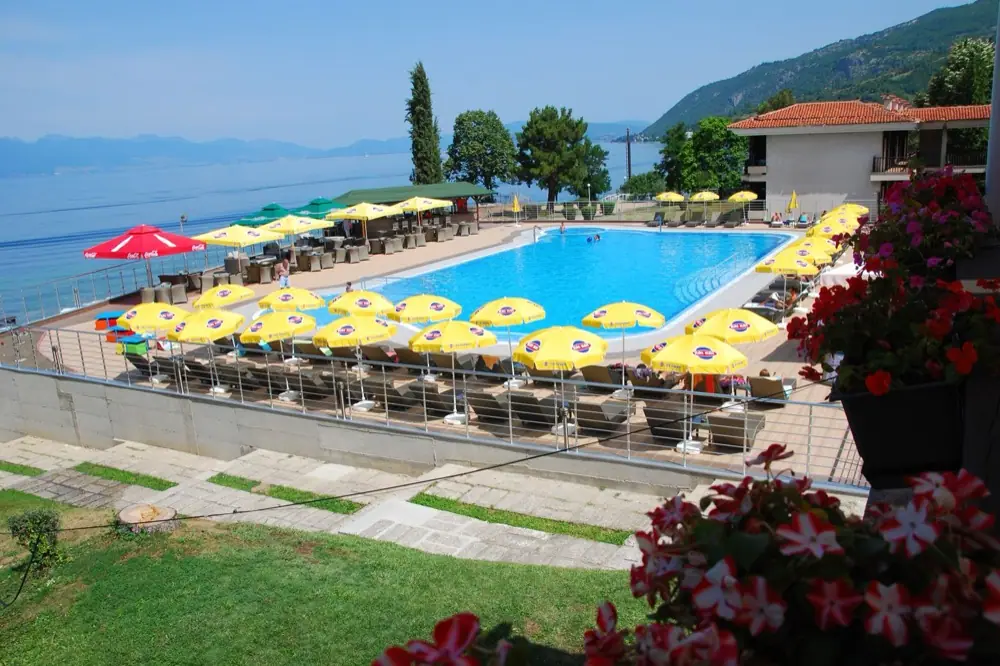 Desaret Hotel