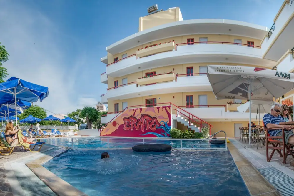 Erato Aparthotel