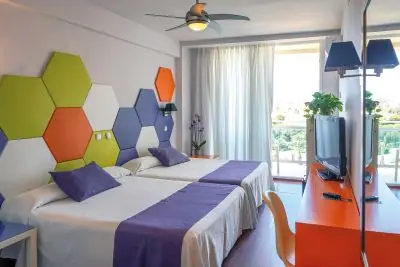 Evenia Zoraida Resort