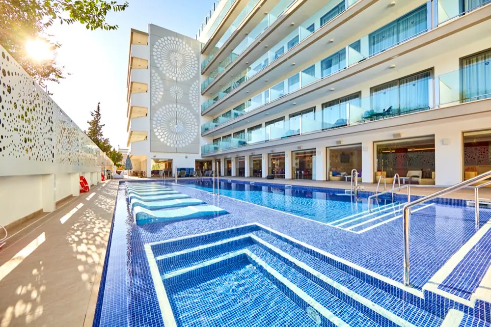 Indigo Rock Hotel