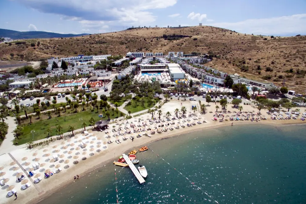 Jasmin Beach