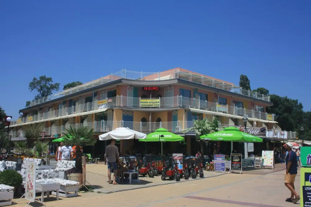 Largo Hotel