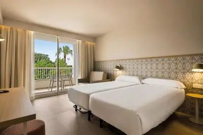 Protur Safari Park Aparthotel