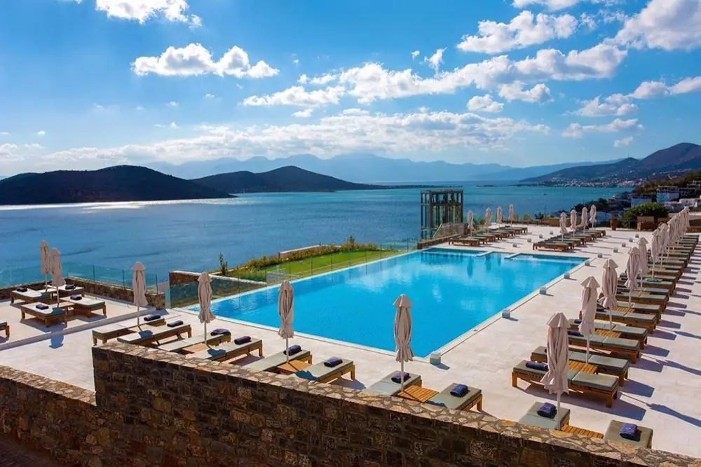 Royal Marmin Bay Boutique & Art Hotel – logies en ontbijt