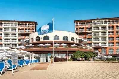 Sol Luna Bay Resort