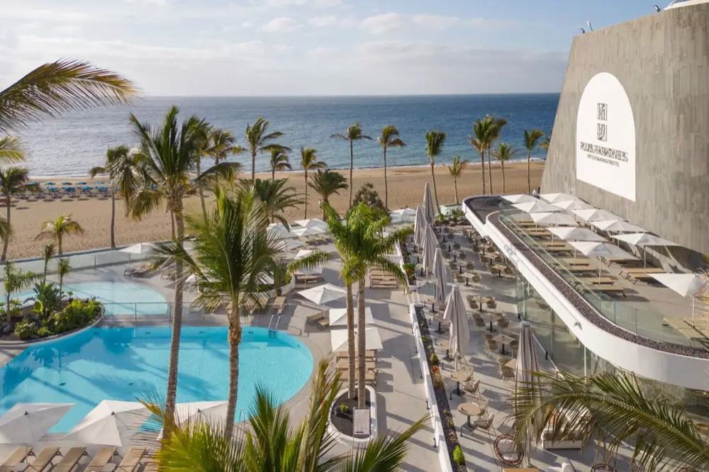 Suite Hotel Fariones Playa