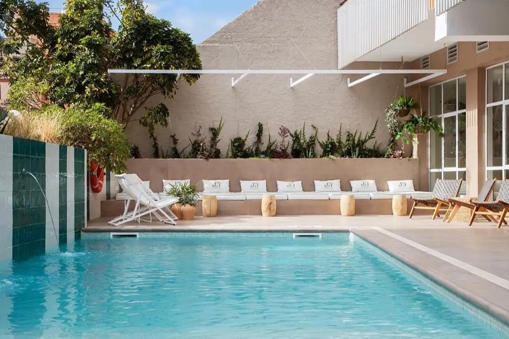 The 15th Boutique Hotel (voorheen Hotel Mundial Club)