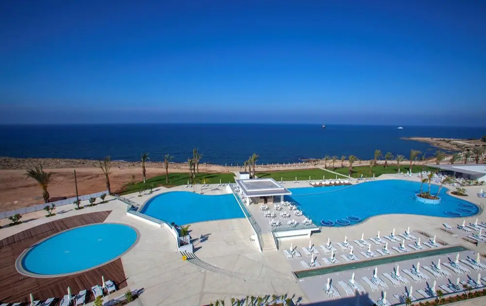 Tsokkos King Evelthon Beach Hotel & Resort