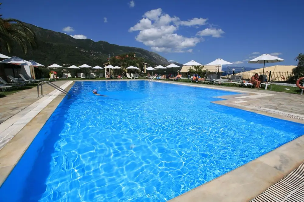 Yannis Hotel